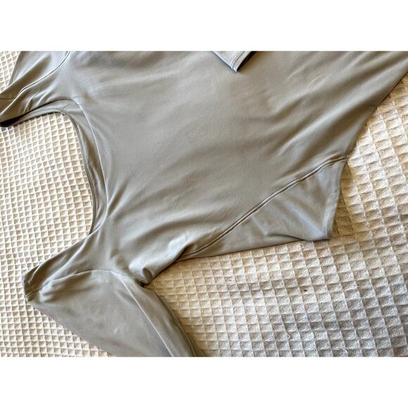 Lululemon Wundermost Ultra-Soft Nulu Square Neck Long Sleeve Bodysuit Gray Med - Picture 11 of 12